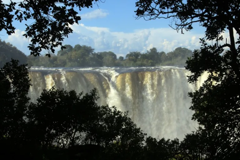 VICTORIAFALLS_003_photo_by_-D-Mz_PIXABAY