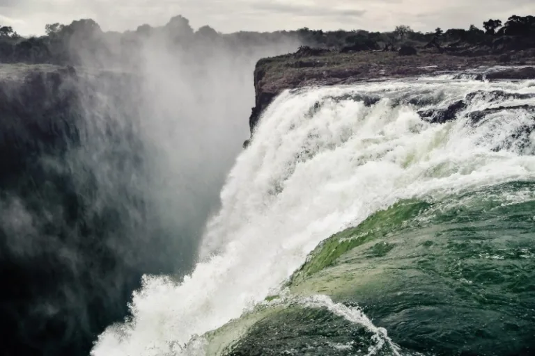 VICTORIAFALLS_001_photo_by_-Simon-Matzinger_PIXABAY VICTORIAFALLS_001_photo_by_-Simon-Matzinger_PIXABAY