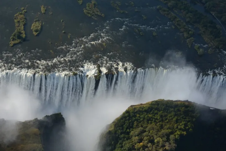 VICTORIAFALLS_002_photo_by_-Otsuka88_PIXABAY VICTORIAFALLS_002_photo_by_-Otsuka88_PIXABAY