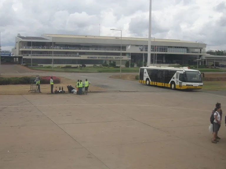 KAMUZU_002_PHOTO_BY_KHYM54_WIKIPEDIA