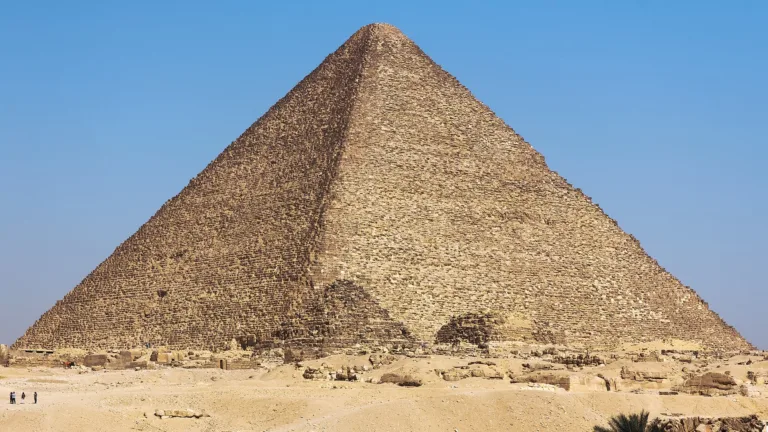 Great Pyramid of Giza PHOTO BY Douwe C. van der Zee WIKPEDIA 768x432